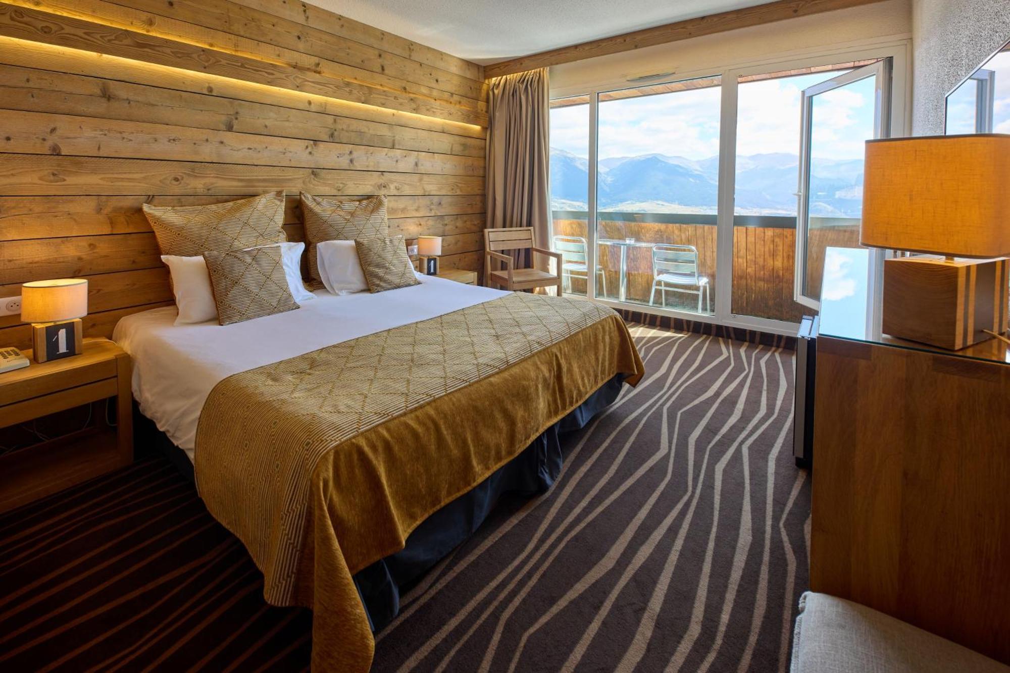 Hotel Le Grand Tetras Font-Romeu-Odeillo-Via Ngoại thất bức ảnh