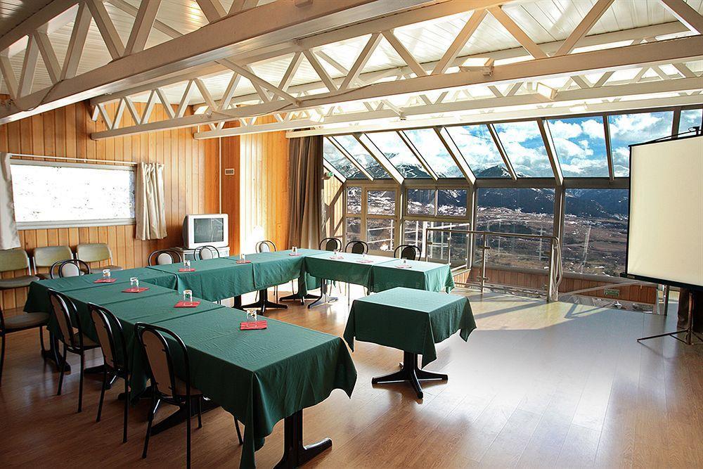 Hotel Le Grand Tetras Font-Romeu-Odeillo-Via Ngoại thất bức ảnh